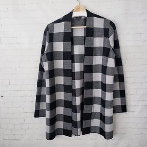 Talbots Merino Wool Plaid Check Cardigan Sweater Size M Gray Black *Tiny Flaw*